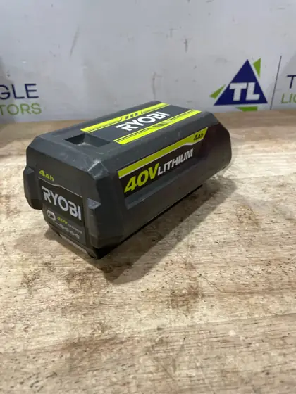 40-Volt Lithium-Ion 4.0 Ah Battery — Photo 4