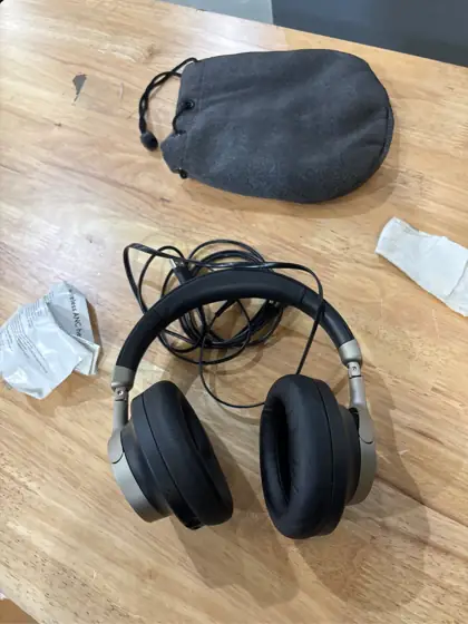 Heyday Active Noise Cancelling Over-Ear… — Photo 3