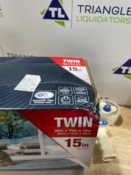 Intex 15" Twin Essential Rest… — Photo 4