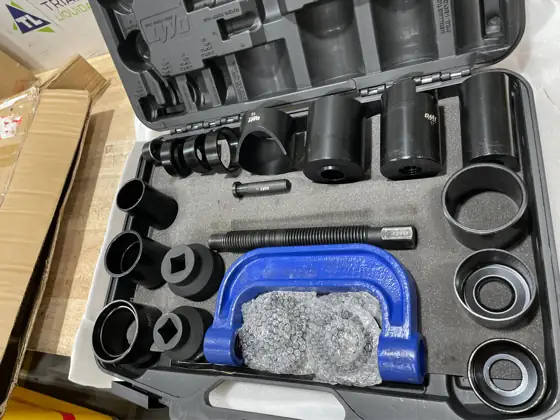 Ball joint service tool set — Photo 3