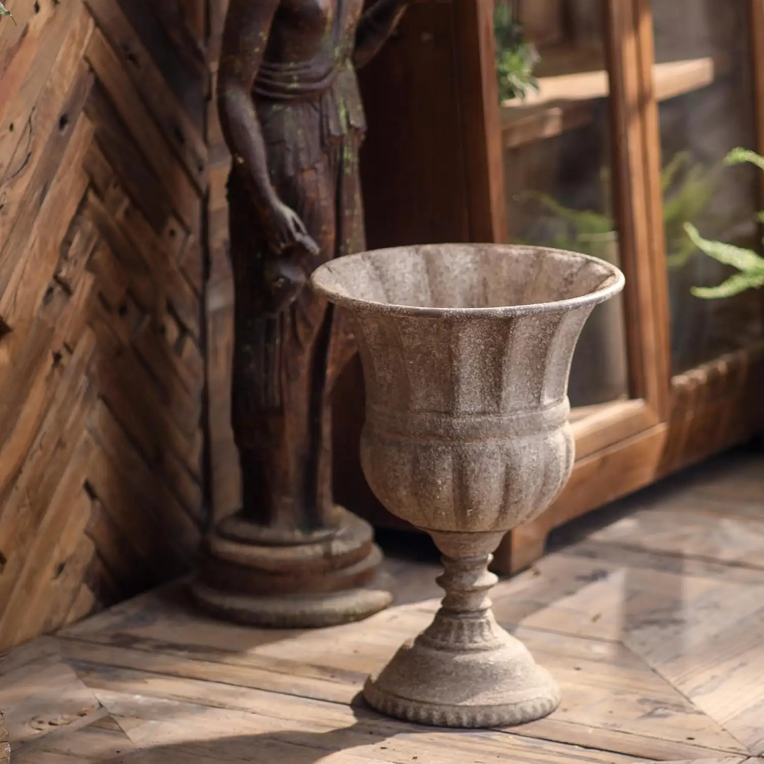 Vintage Urn Planter with Embossed… — Photo 1