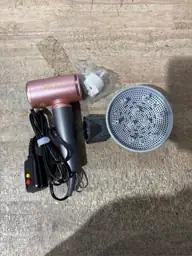Dual Voltage 100 250V Travel… — Photo 3