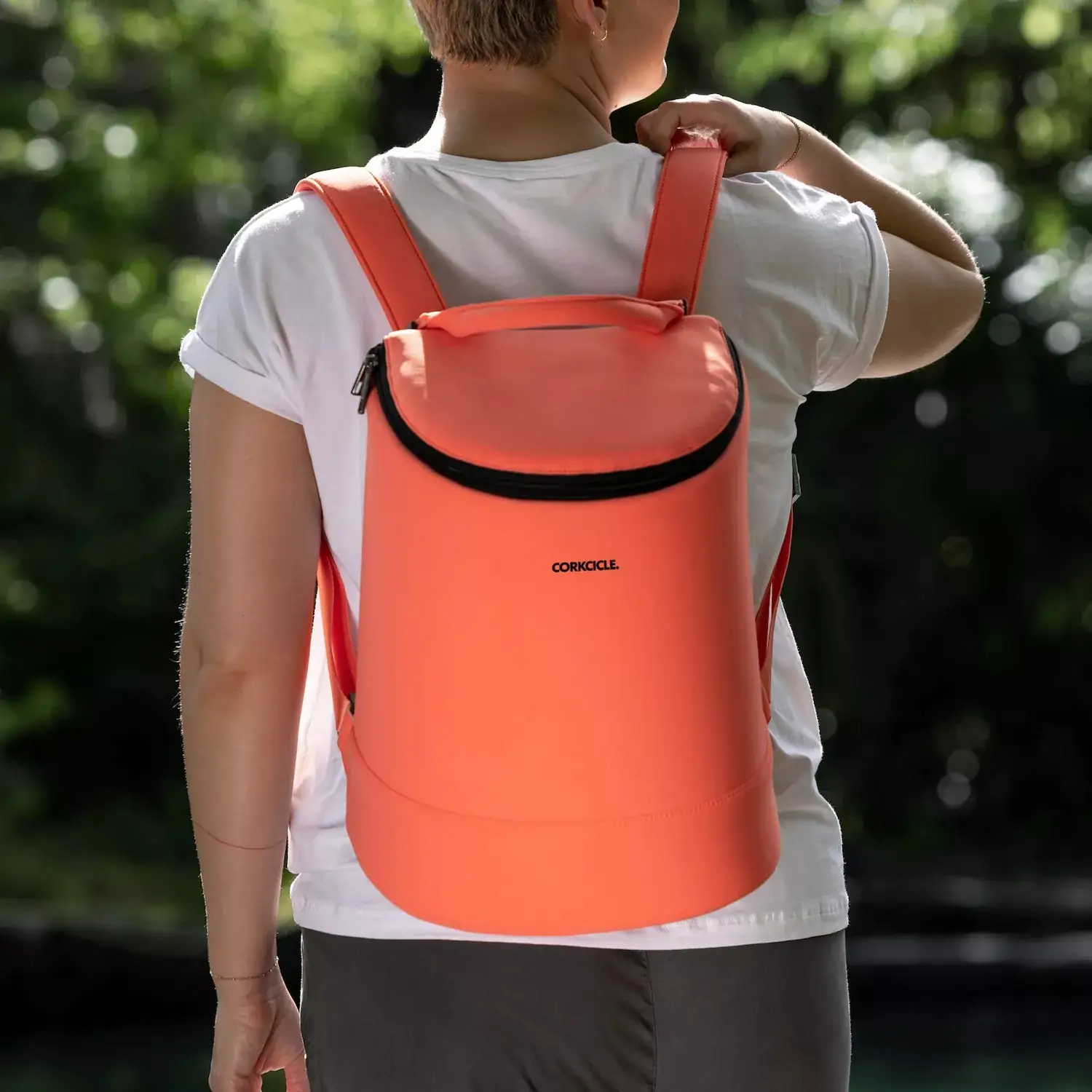CORKCICLE Eola Bucket Bag Cooler — Photo 1
