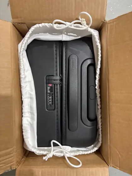 Away The Carry-On Luggage, 22-inch… — Photo 3