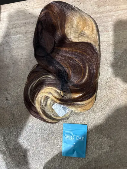 Allbell Body Wave Wig with… — Photo 3