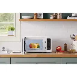 Vissani 0.7 cu. ft 700-Watt… — Photo 2