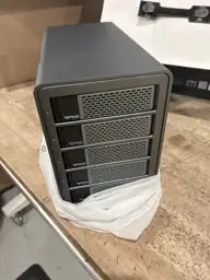 Yottamaster 5-Bay USB-C DAS Enclosure… — Photo 7