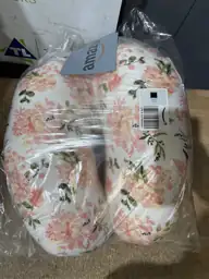 Nursing Pillow - Breathable Filling,… — Photo 3