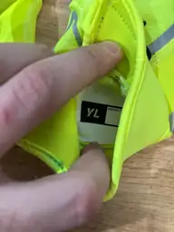 Nike youth football gloves — Photo 4