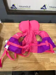 Dbx infant life vest — Photo 2