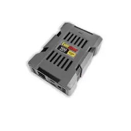 EverStart 100W Vehicle Power Inverter — Photo 2