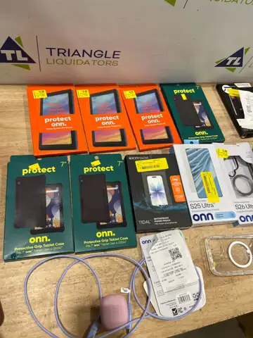 Walmart lot box — Photo 1