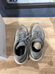 Hoka running shoes — Photo 3