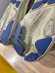 Hoka running shoes — Photo 5
