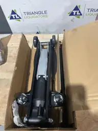 Husky 2 Ton Trolley Jack — Photo 4