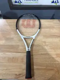 Wilson tennis raquet — Photo 3
