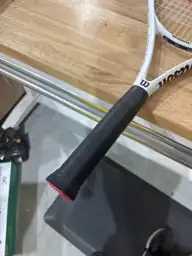 Wilson tennis raquet — Photo 5
