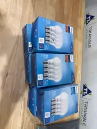 Philips A19 E26 (Medium) LED… — Photo 3