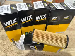 WL10010 Engine Oil Filter (Qty… — Photo 3