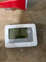 Honeywell Home T5 Heating and… — Photo 3