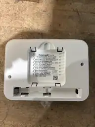 Honeywell Home T5 Heating and… — Photo 4