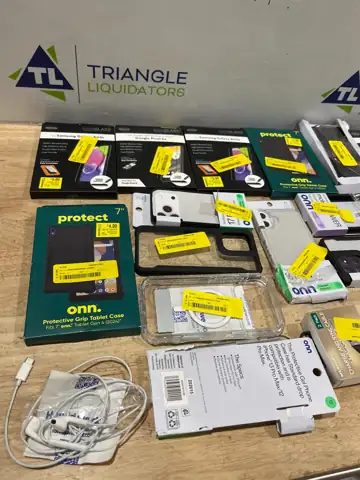 Walmart lot box — Photo 1