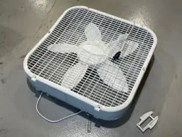 Lasko 20 in. 3-Speed Box… — Photo 3