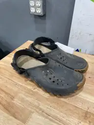 Crocs Size 12 Shoes — Photo 3