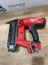 Milwaukee M18 FUEL 18 Ga.… — Photo 4