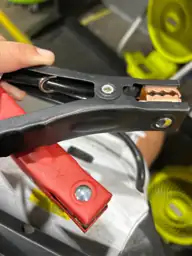 VECTOR 800 Amp Jump Starter… — Photo 4