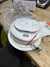 Hardwired Smoke and Carbon Monoxide… — Photo 4