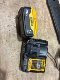 DEWALT 20V MAX* DCCS621P1 12… — Photo 5