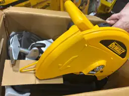 DeWalt 15 amps Corded 14… — Photo 6