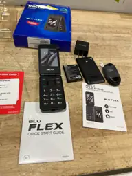 Tracfone BLU FLEX, 8GB, Black,… — Photo 4