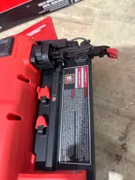 Milwaukee M18 FUEL 18 Ga.… — Photo 4