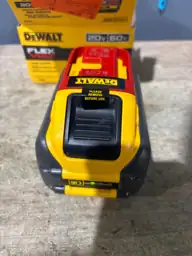 DeWalt 20V-60V MAX FLEXVOLT DCB609… — Photo 5