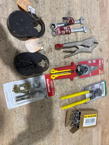 Home Depot lot — Photo 1