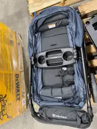Expedition 2-in-1 Stroller Wagon — Photo 3