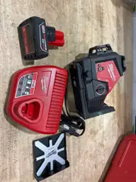M12 12V Lithium-Ion Cordless 250-ft… — Photo 3
