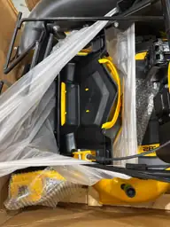 28 in. 224cc E-GOV Engine… — Photo 5