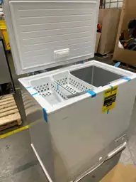 7 cu. ft. Manual Defrost… — Photo 6