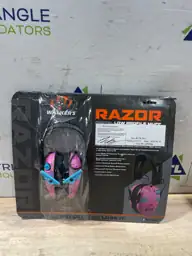 Ear Muffs — Photo 1