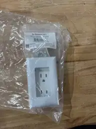 BLK DUAL OUTLET W/COV-PLATE — Photo 3
