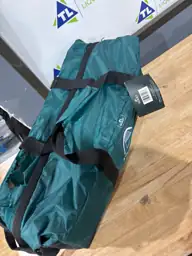 Quest 6 person tent — Photo 2