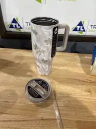 Hydro jug 40oz tumbler — Photo 2
