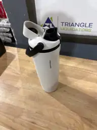 Owala 30oz golf bottle — Photo 3