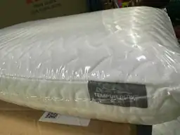 Tempur-Pedic TEMPUR-Cloud Pillow for Sleeping,… — Photo 5