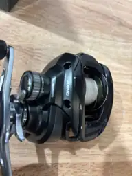 Shimana bait cast reel — Photo 4