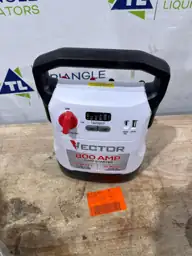 VECTOR 800 Amp Jump Starter… — Photo 3