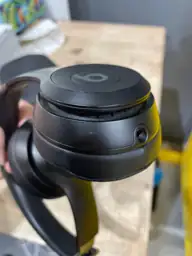 Beats Solo 4 Wireless On-Ear… — Photo 4